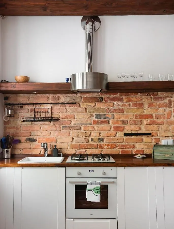 Glogowa Bricks Apartment Warsaw