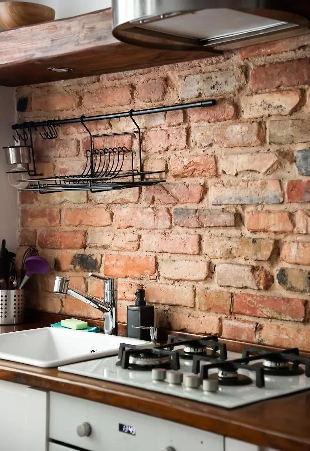 Glogowa Bricks Apartment Warsaw
